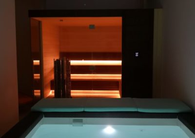 Sauna and pool Dubai 5