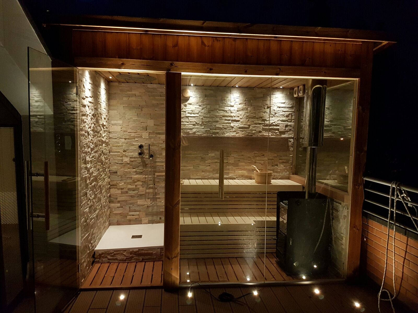 outdoor sauna