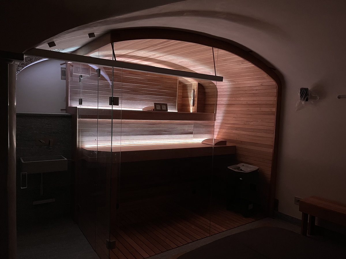 rounded sauna in dubai